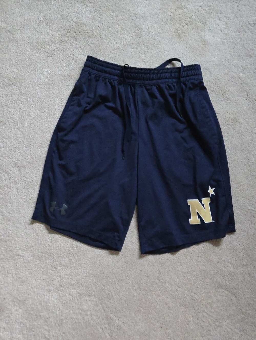 EUC Under Armour Navy Athletic Shorts with Gold N Star Accent Size M
